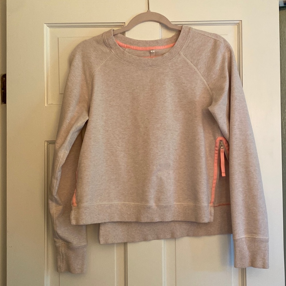 Lululemon lightweight sweatshirt